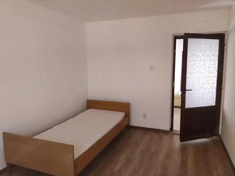 Casa cu 5 camere si teren de 524 mp in Romanesti - 3