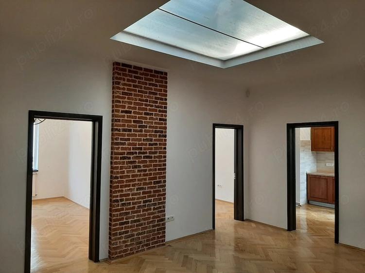 Apartament cu 3 camere semidecomandat în Ultracentral