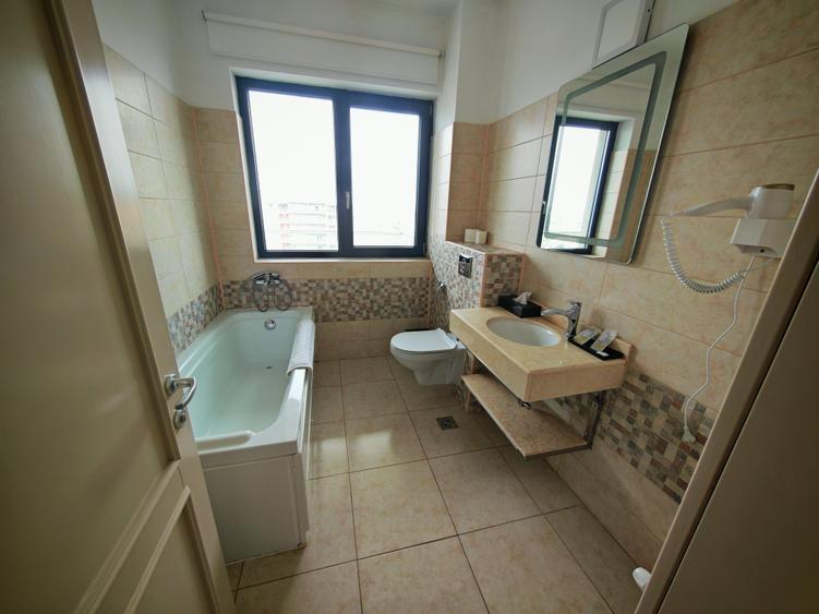Apartament 2 camere zona Phoenicia - 11