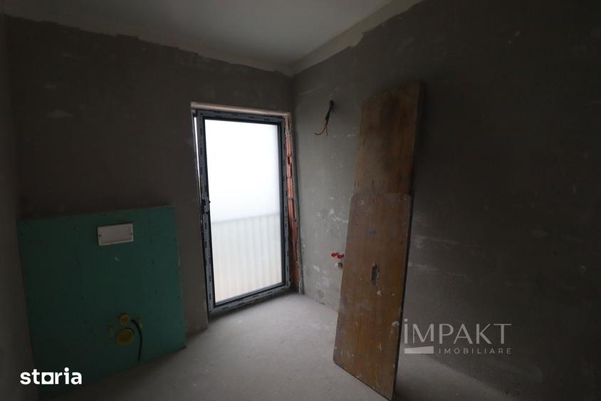 Casă cu 5 camere cu Teren 283 Mp în Mărăști