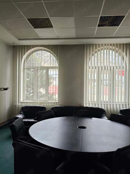 Spatiu office situat in Busteni-inchiriere - 4