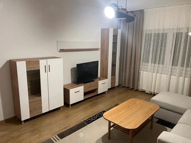 Apartament de inchiriat, zona Racadau - 1