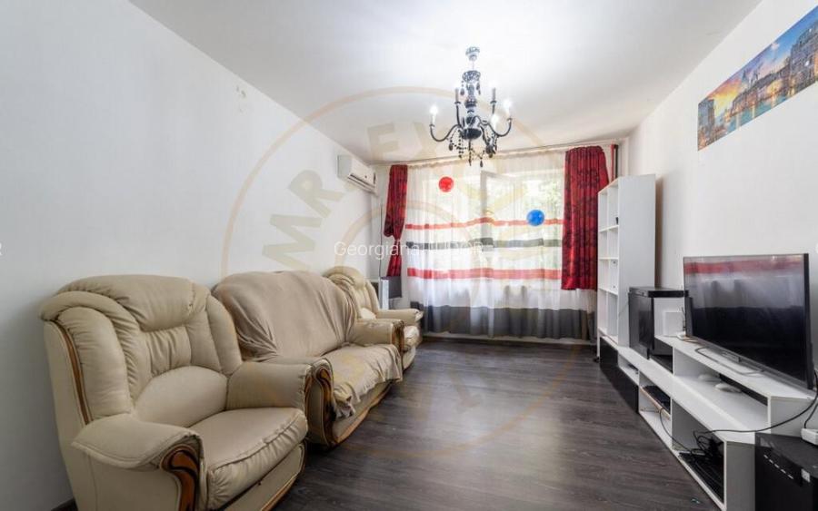 Apartament 3 camere decomandat - Cartier Nord