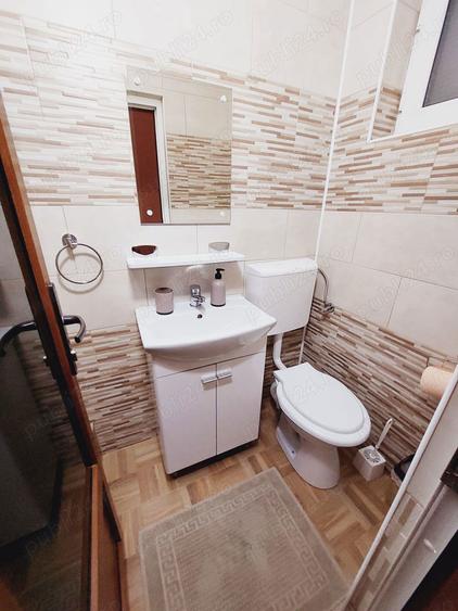 Casa tip pensiune la munte. - 2