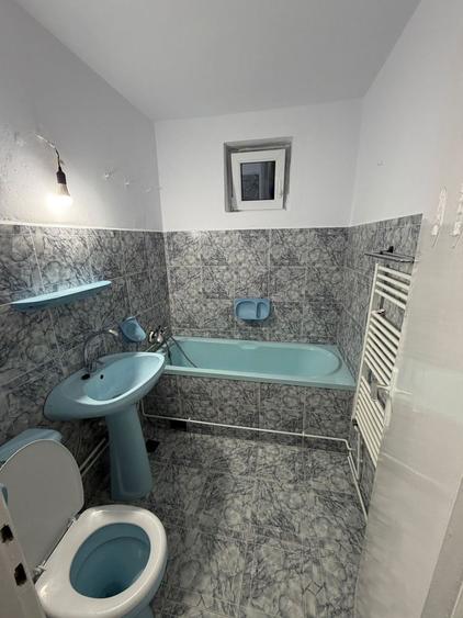 Vand apartament-Lugoj,str.Traian Grozavescu - 9