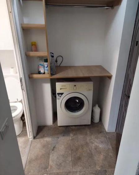 - Garsoniera La Cheie, Bariera Calarasilor, etaj 3 - 5