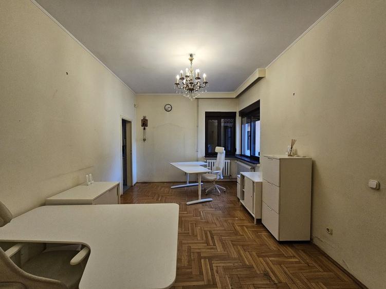 Vilă cu 7 camere în Faleză Nord – acces din 2 străzi/parcare în curte - 10