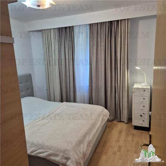 Apartament spatios cu 4 camere plus boxa accesibila din interior. - 2