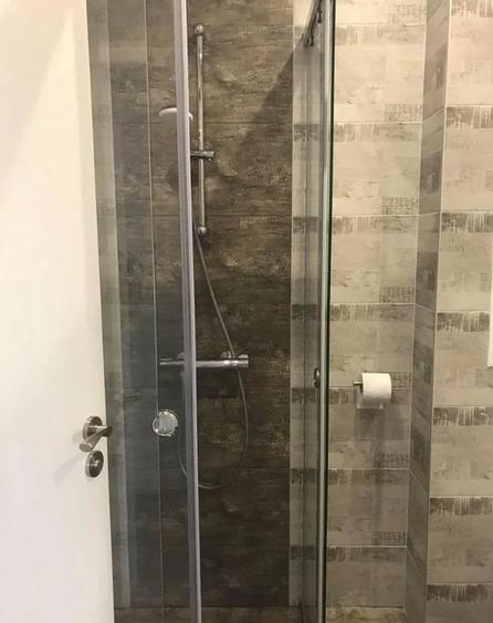 Apartament de inchiriat 3 camere zona Tractorul - 1