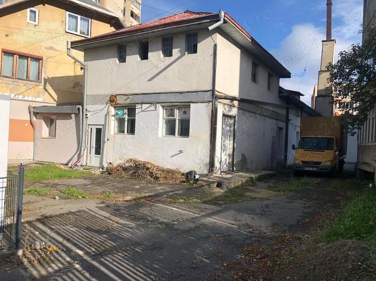 Inchiriez spatiu comercial birouri 180 mp central Campulung Moldovenesc - 1