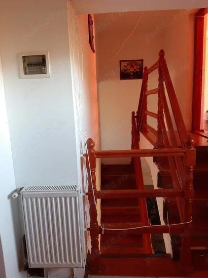 Vila P+1 cu 5 camere si garaj + teren 433mp - 5