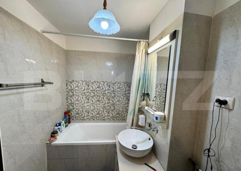 Apartament 3 camere, 66 mp, zona Rovine - Liceul Arghezi - 16
