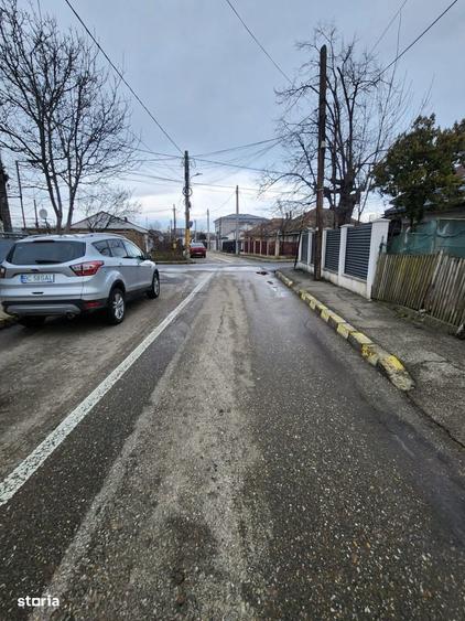 Teren intravilan situat in zona Nord - 4
