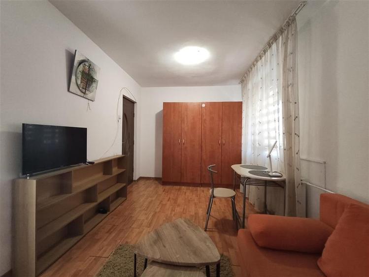 Garsoniera,parter, Oradea, zona Decebal - 2