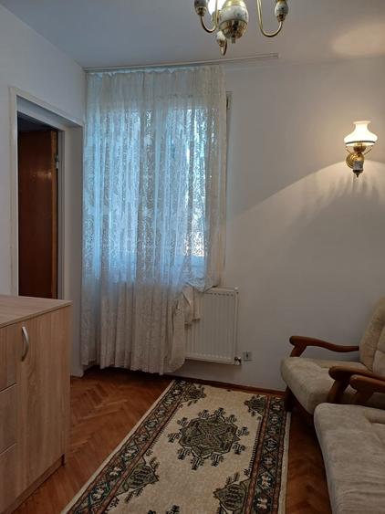 Apartament cu 3 camere în Dristor
