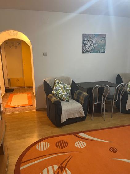 Apartament cu 2 camere semidecomandat în Brâncoveanu