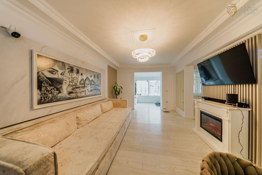 Casă individuală cu 4 camere cu Piscina în Central
