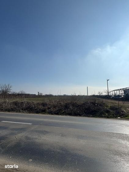 Teren de 7500 mp, în Central