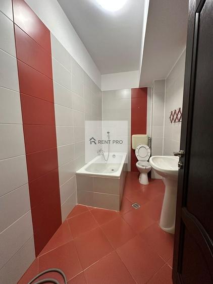 Apartament cu 2 camere semidecomandat, mobilat în Păcii