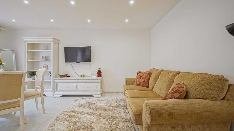 Apartament cu 2 camere decomandat în Răcădău