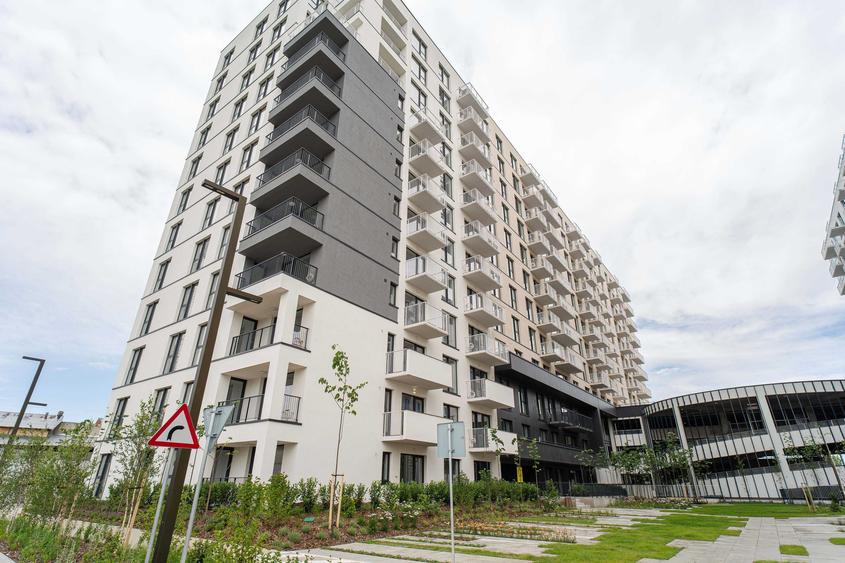 Apartament cu 2 camere semidecomandat în Exterior Vest