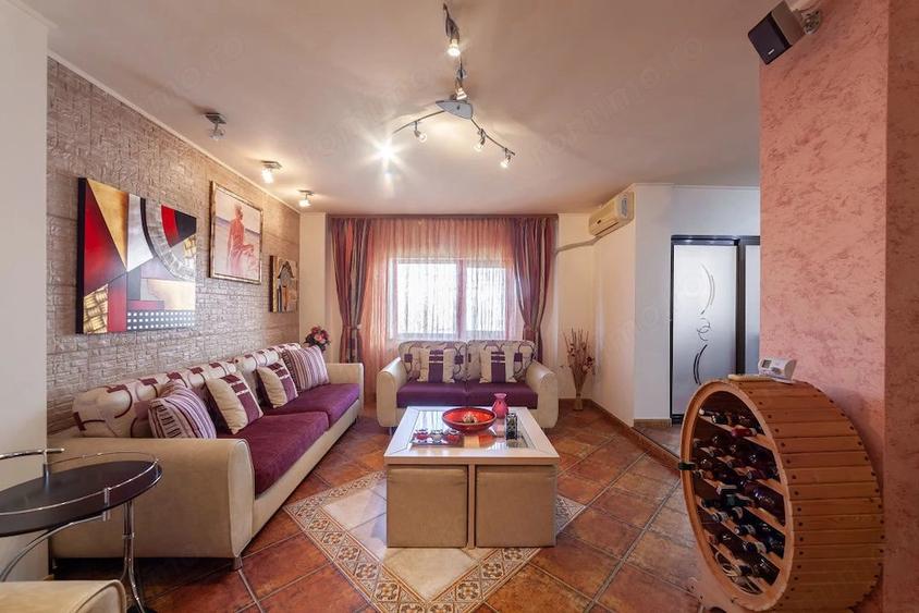 Apartament cu 4 camere decomandat în Bere