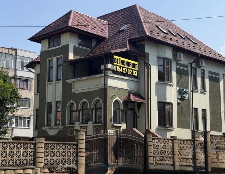 Spațiu comercial, de 590 mp, în Fălticeni