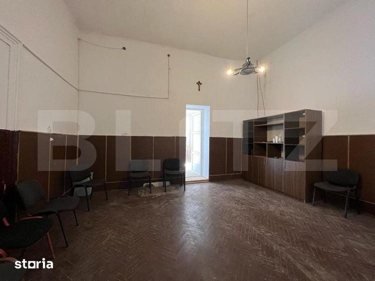 Spațiu comercial, de 80 mp, în Moșnița Nouă