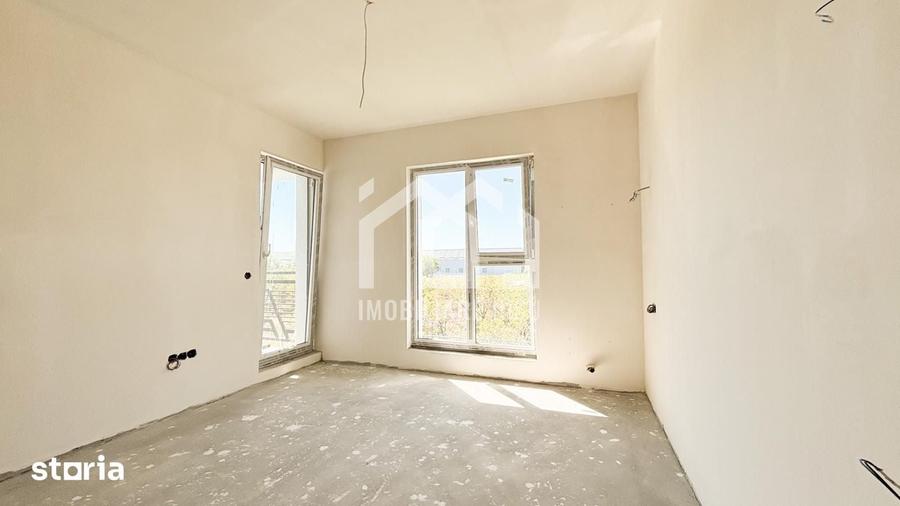 Casă cu 5 camere cu Teren 500 Mp în Jucu