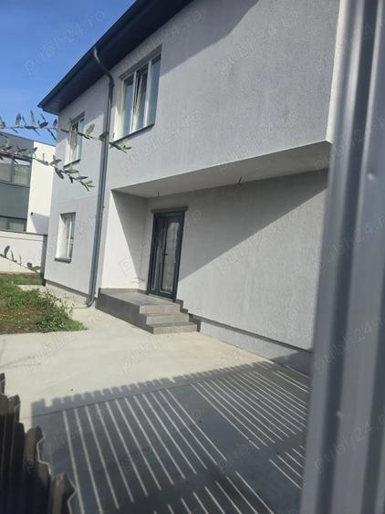 Casă cu 4 camere cu Teren 200 Mp în Cumpăna