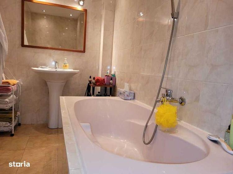 Apartament cu 3 camere în Petros