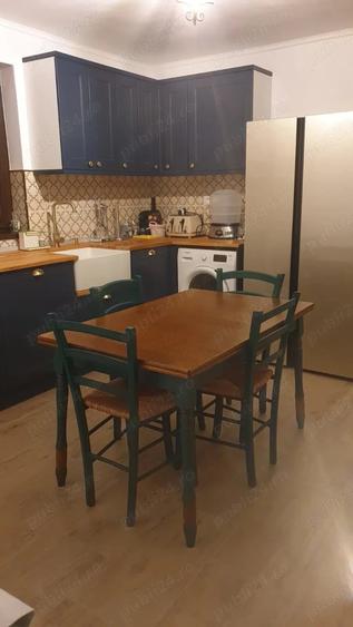 Casă cu 6 camere în Calopăr