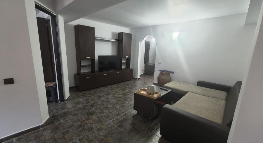 Apartament cu 2 camere semidecomandat în Steaua