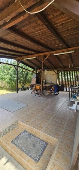 Casă individuală cu 3 camere cu Canalizare în Sud-Est