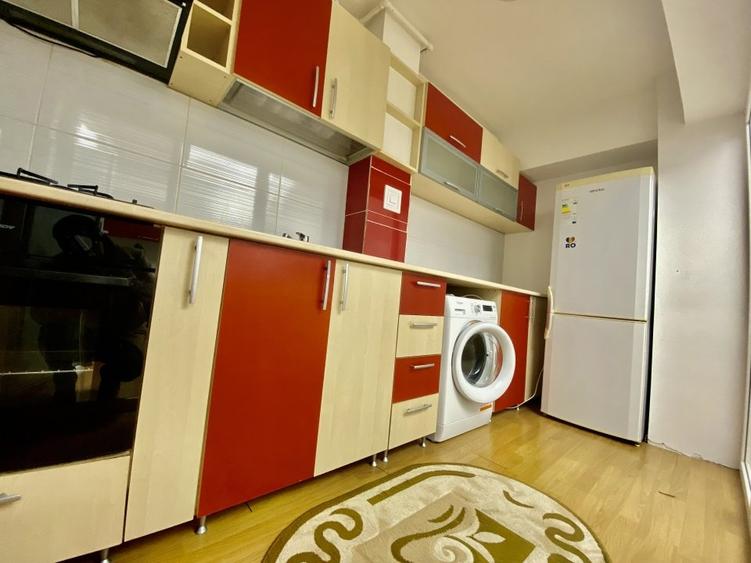 Apartament cu 3 camere decomandat, mobilat în Nord