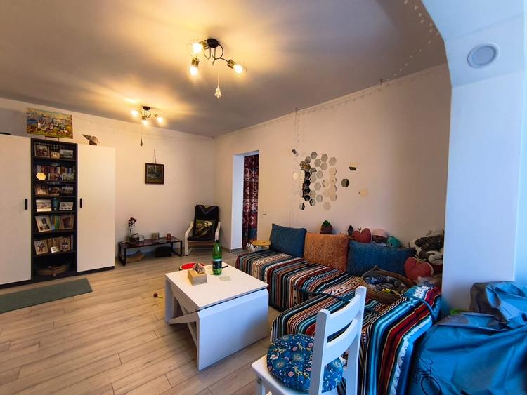 Apartament cu 2 camere,50 mp, etaj 1, complet renovat - Langa piata STAR - 3