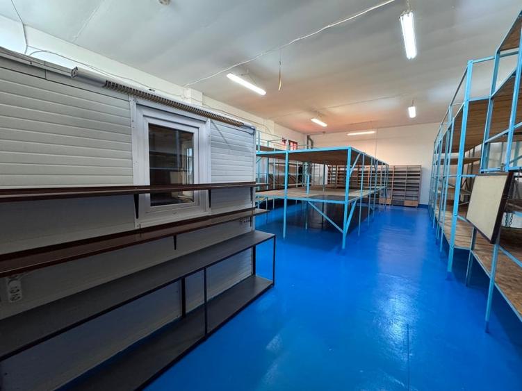 Depozit 150m2, dotat cu rafturi, in zona comerciala excelenta! - 2