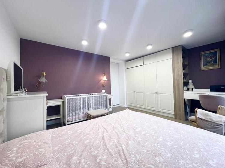 VILA DEOSEBITA / 5 CAMERE / COMPLET MOBILATA SI UTILATA - 15