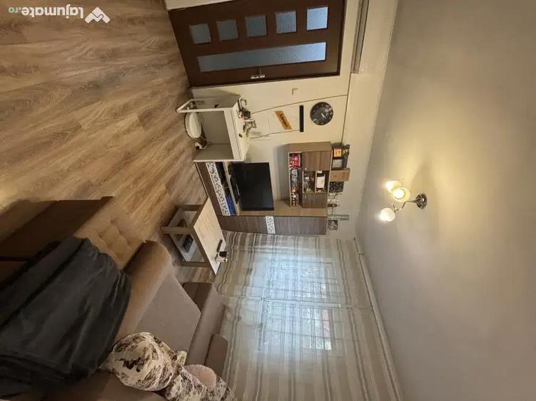 Apartament 2 camere de vanzare strada Grigore Ureche - 1