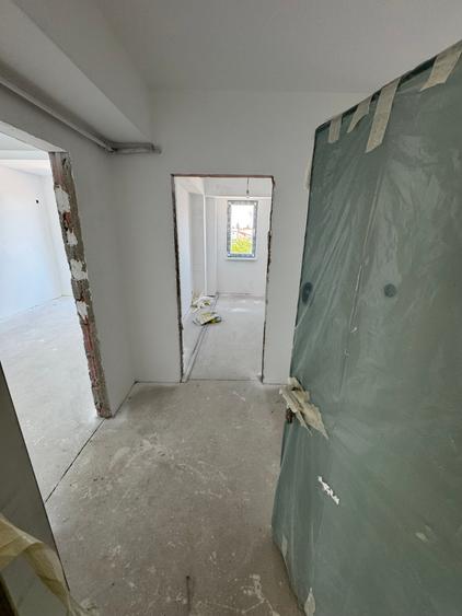 Apartament 3 camere decomandat nou/ metrou 1 Mai - 19