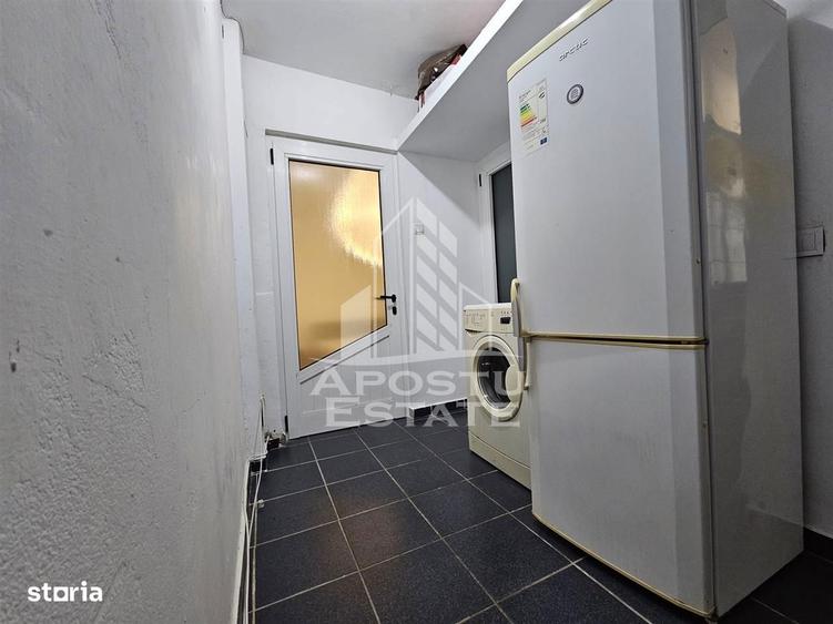 Apartament o camera decomandat zona Take Ionescu - 3