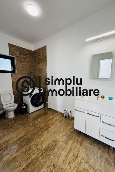Casă individuală cu 3 camere cu Canalizare în Preajba