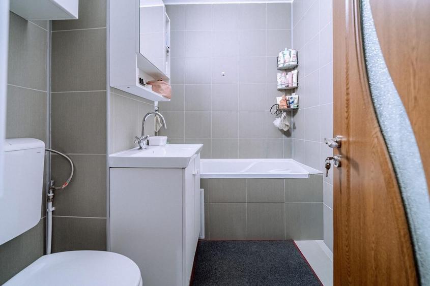 Apartament 4 camere tip D - Oradea str.Seleușului - 8