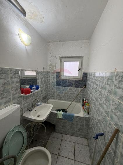 Apartament 3 camere et 2 - 3