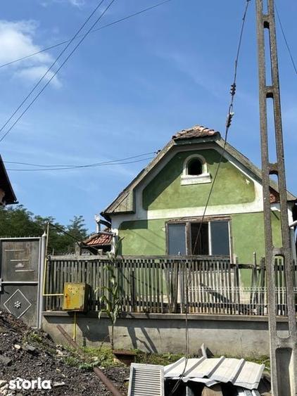 Casa la tara pt renovare - 4
