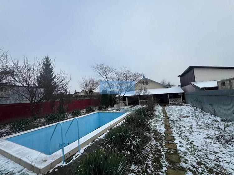 Casă cu mansardă și piscină de vânzare – Pictor Andreescu - 1