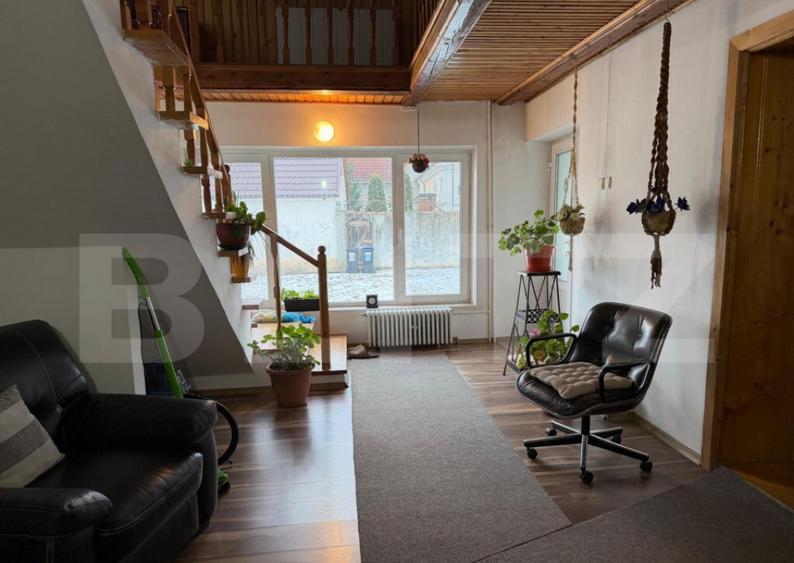 Casa de vanzare cu teren generos la doar 15 minute de - 36