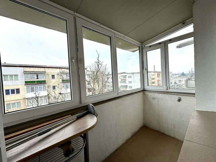 Apartament 2 camere de vanzare / Aleea Revolutiei - Roman - 5