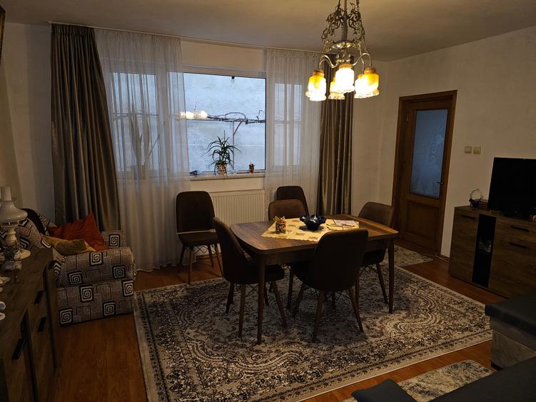 Chitila Sector 1-Bacului-P+1+M-5 camere, 2 bucatarii, 2 bai,2 centrale,400000€ - 11