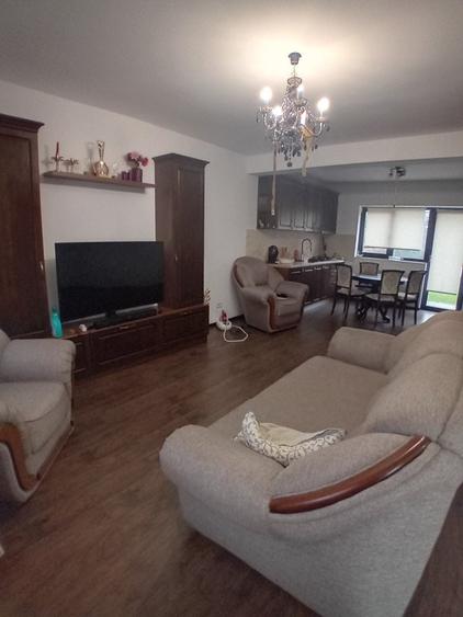 Casa cu 4 camere, Valea Adanca-5 drumuri - 2